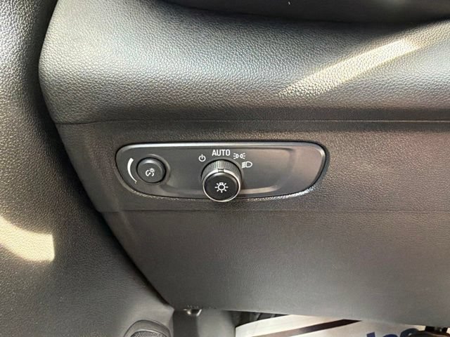 Used 2023 Buick Envision Essence AWD/4WD image 40