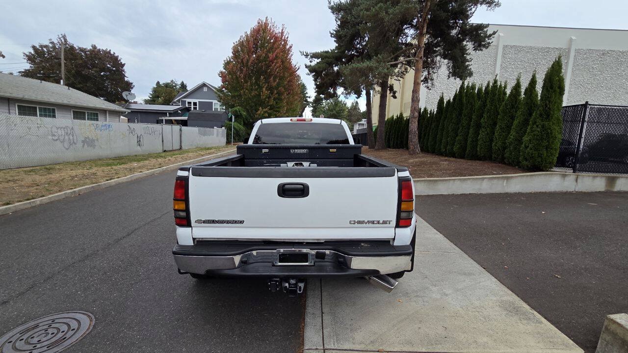 Used 2006 Chevrolet Silverado 3500 LT w/ Heavy-Duty Power Package RWD image 6