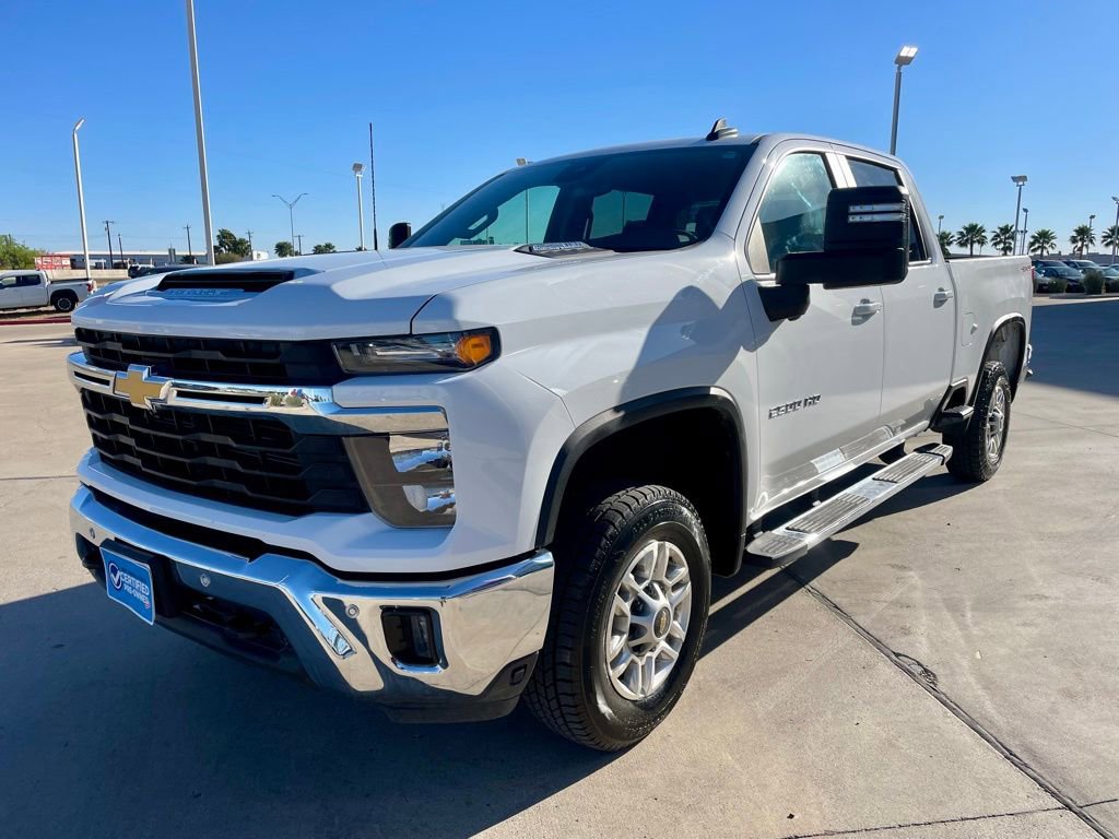 Used 2025 Chevrolet Silverado 2500 LT w/ Safety Package image 5