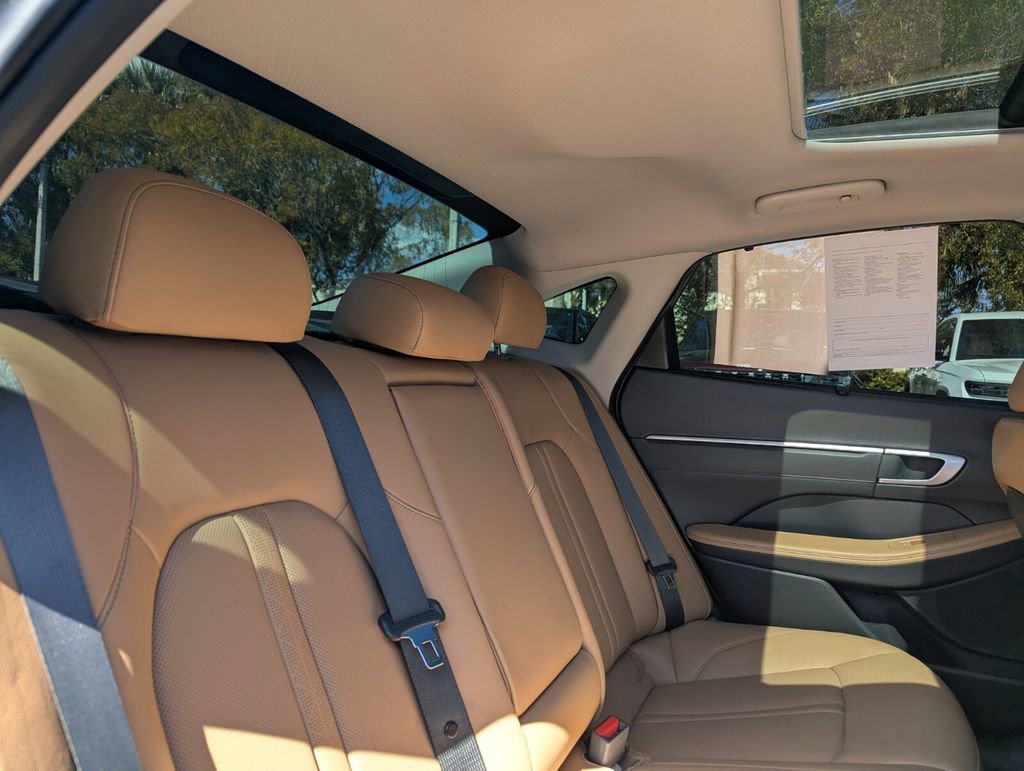 Used 2024 Hyundai Sonata Limited image 14