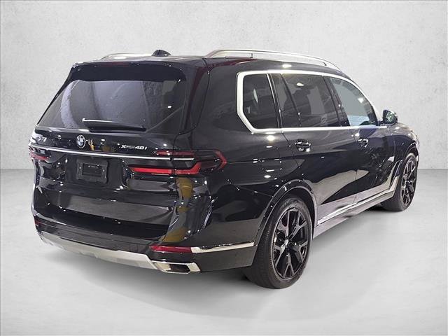 Used 2026 BMW X7 xDrive40i AWD/4WD image 5