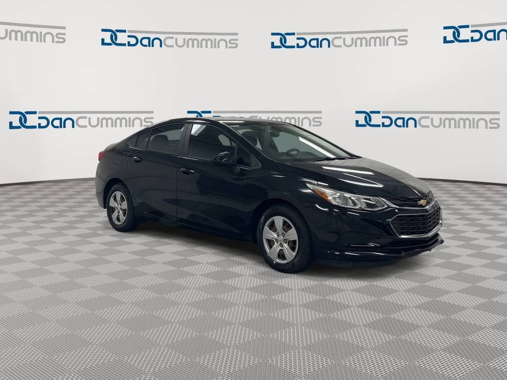Used 2017 Chevrolet Cruze LS FWD image 2
