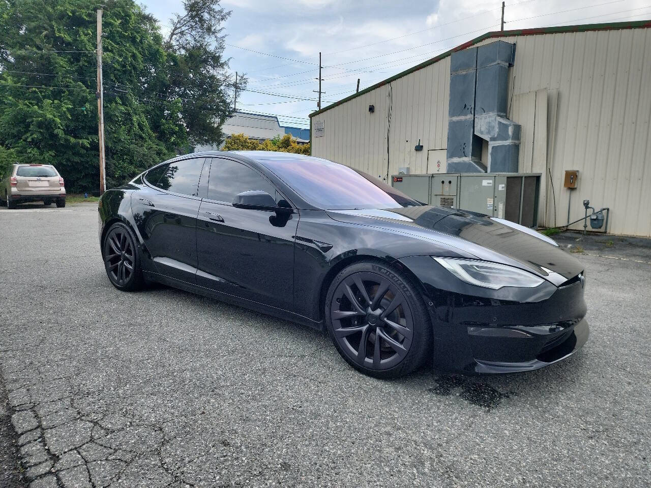 Used 2021 Tesla Model S Plaid AWD/4WD image 2
