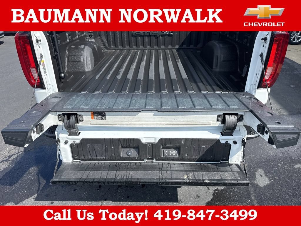 Used 2024 GMC Sierra 1500 AT4X AWD/4WD image 40