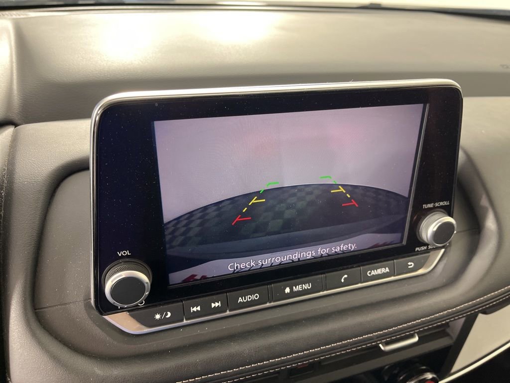 Used 2025 Nissan Rogue SV AWD/4WD image 27