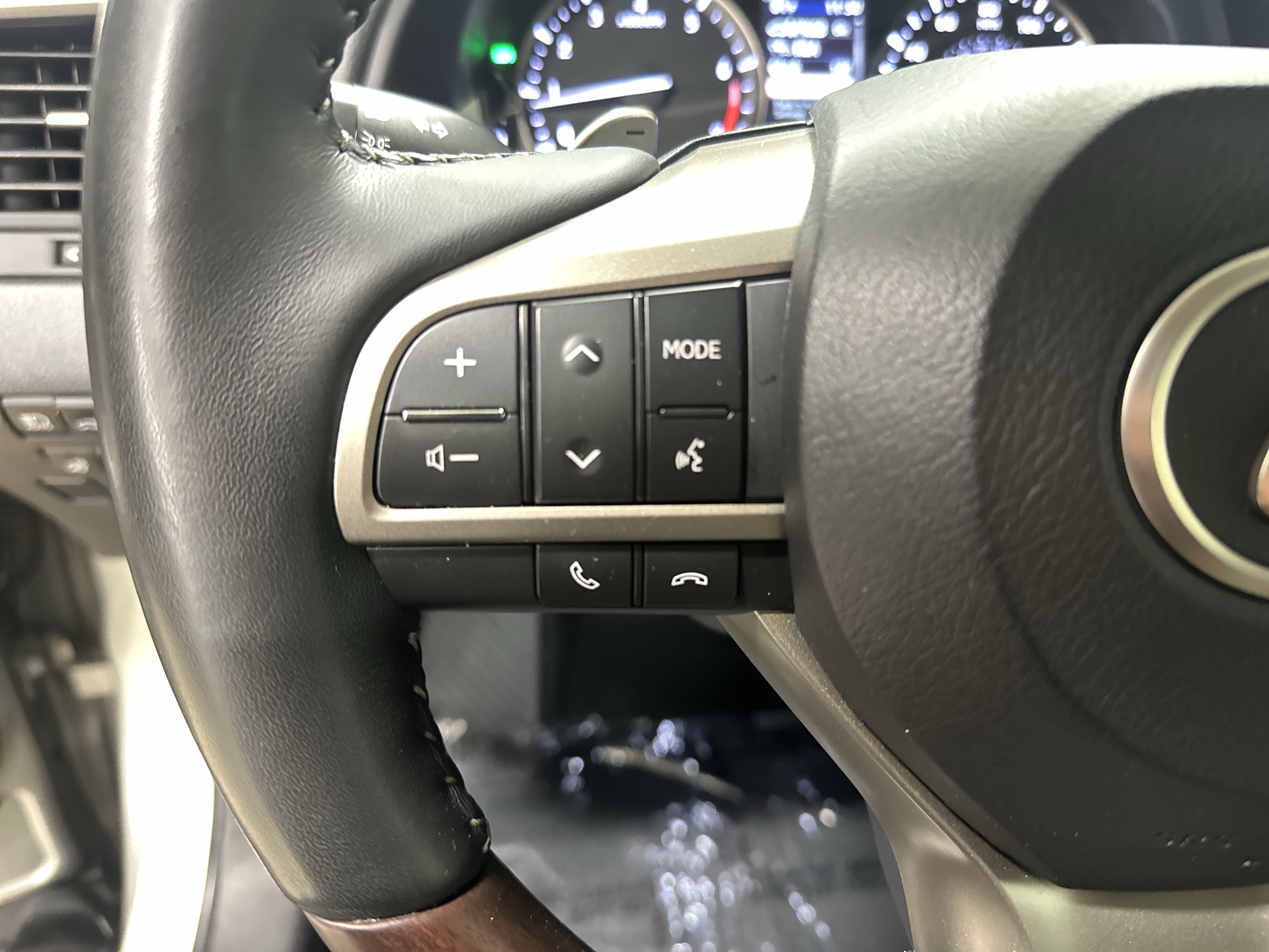 Used 2021 Lexus RX 350 AWD w/ Premium Package image 19