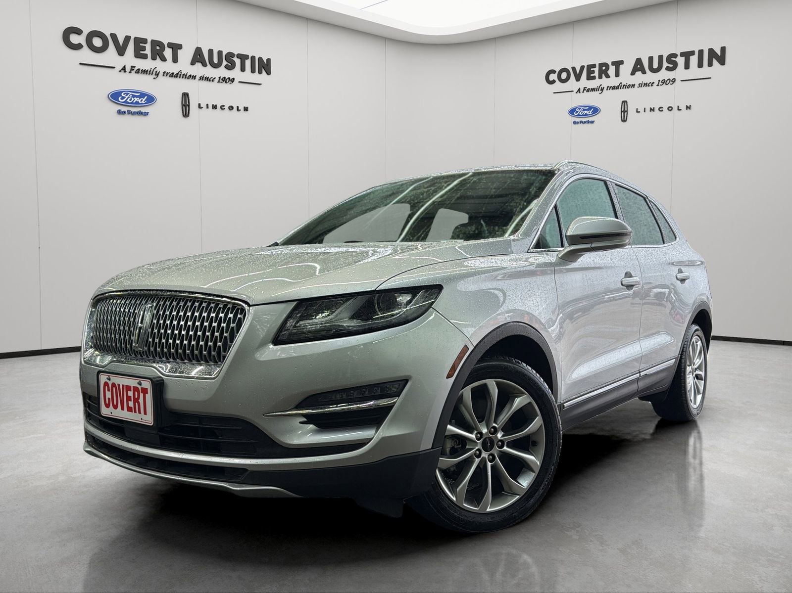 Used 2019 Lincoln MKC Select w/ Select Plus Package FWD image 1
