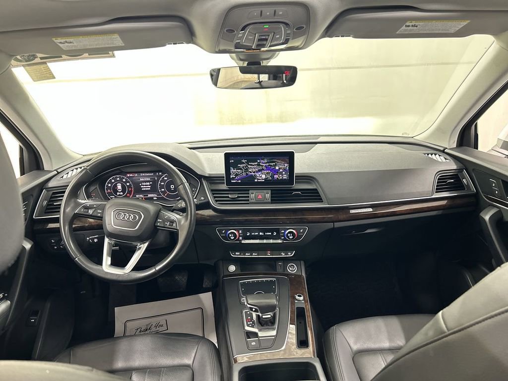 Used 2020 Audi Q5 Premium Plus w/ Premium Plus Package AWD/4WD image 19