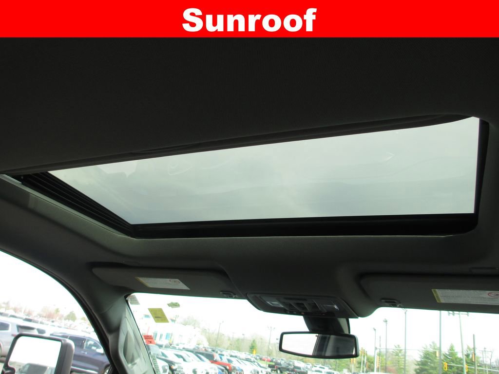 Used 2022 GMC Sierra 3500 Denali image 19