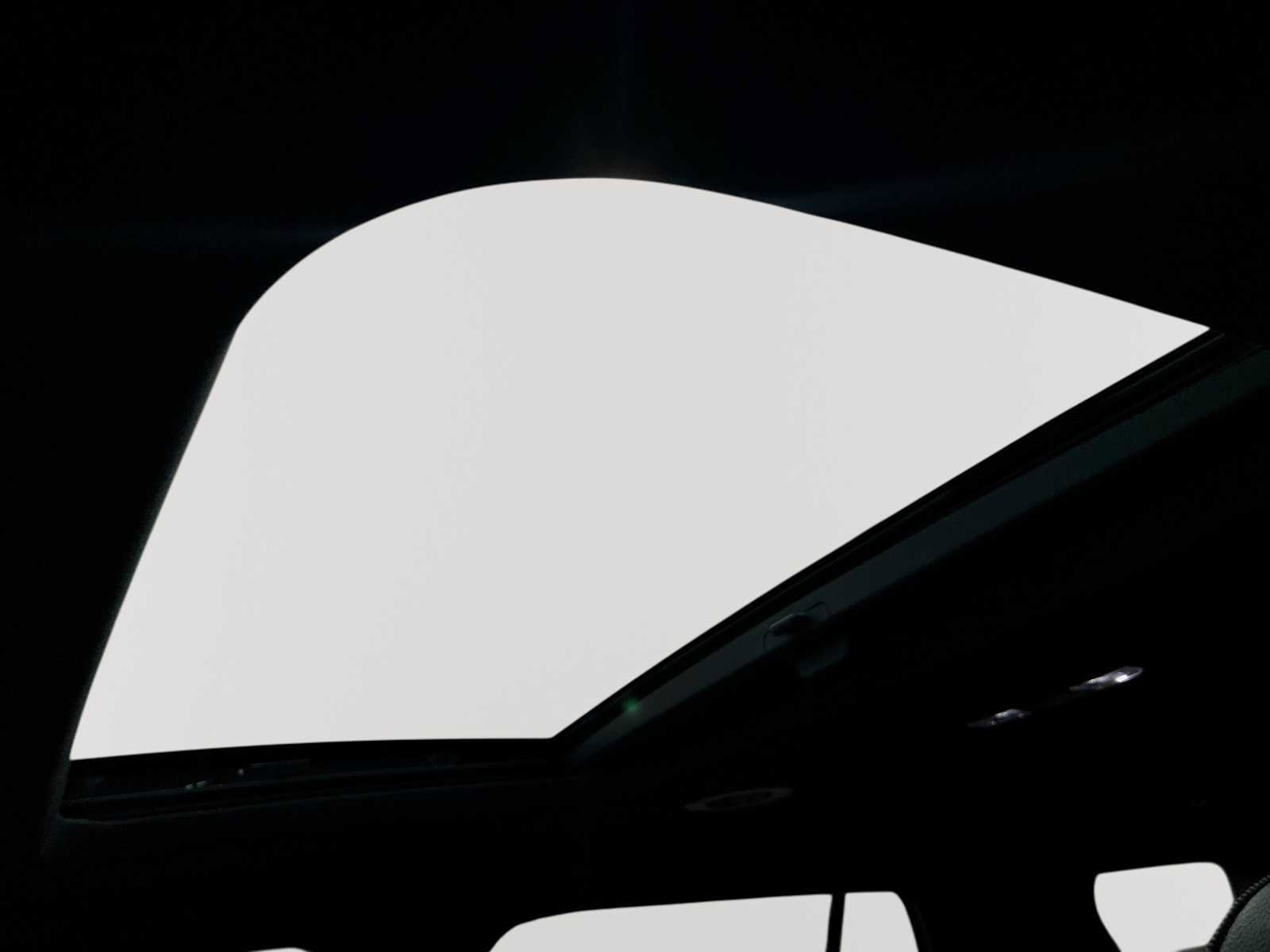 Certified 2023 Chevrolet Traverse RS image 19