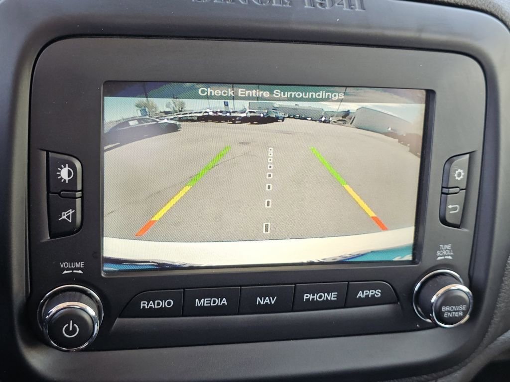 Used 2017 Jeep Renegade Trailhawk AWD/4WD image 10