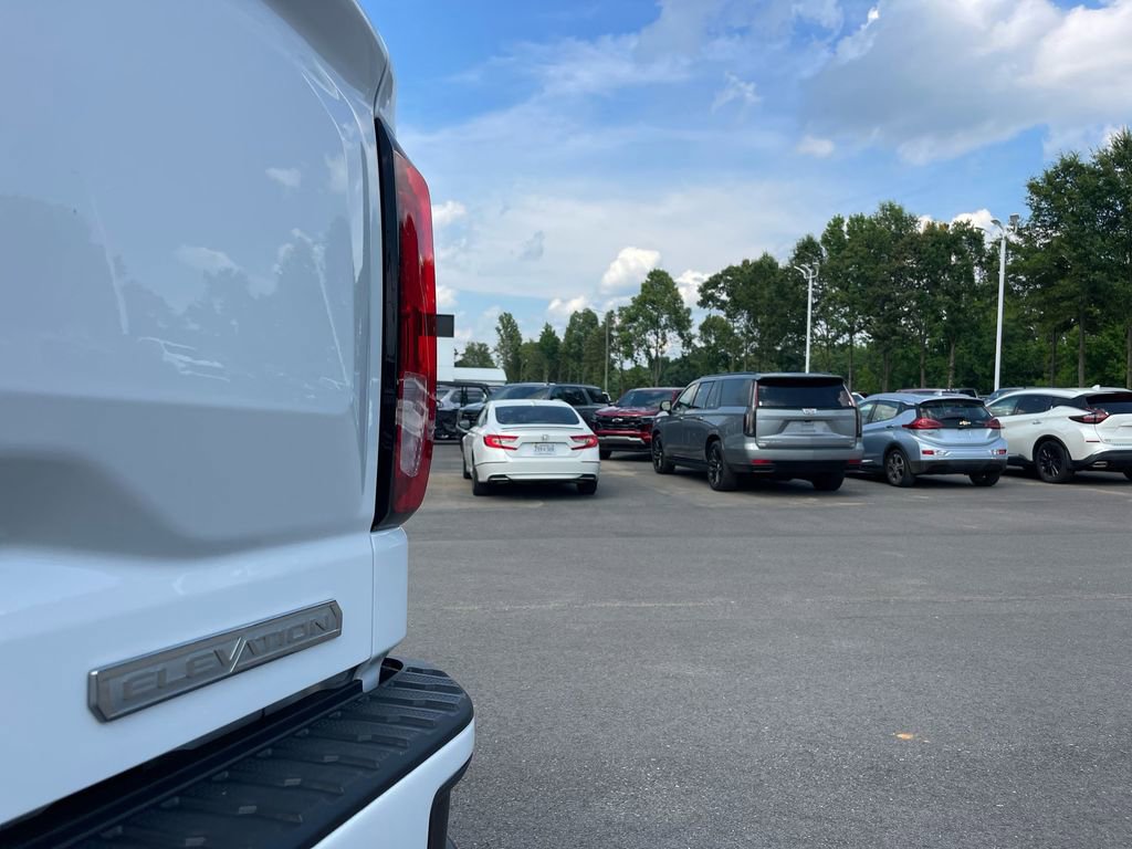 Used 2023 GMC Sierra 1500 Elevation image 30