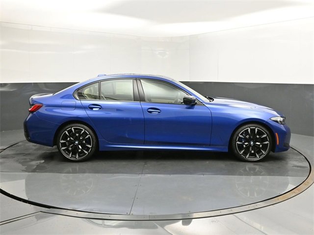 New 2025 BMW 330i Sedan w/ M Sport Package image 26