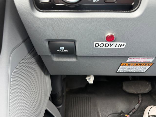 Used 2023 Ford F550 4x4 SuperCab Super Duty image 26