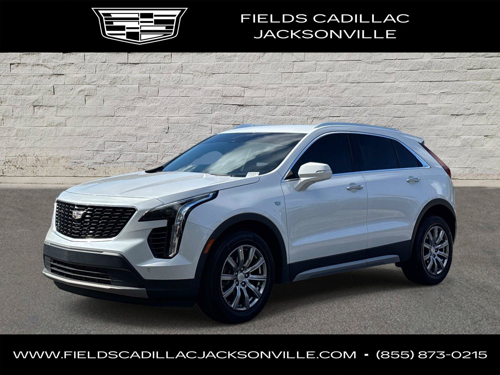 Used 2021 Cadillac XT4 Premium Luxury w/ Cold Weather Package FWD image 1