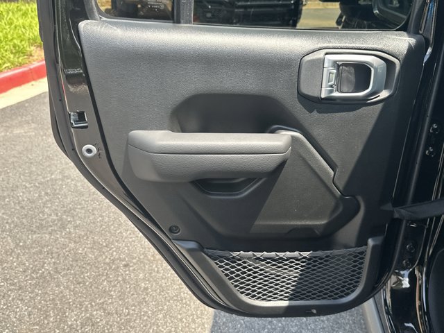 New 2026 Jeep Gladiator Sport AWD/4WD image 19