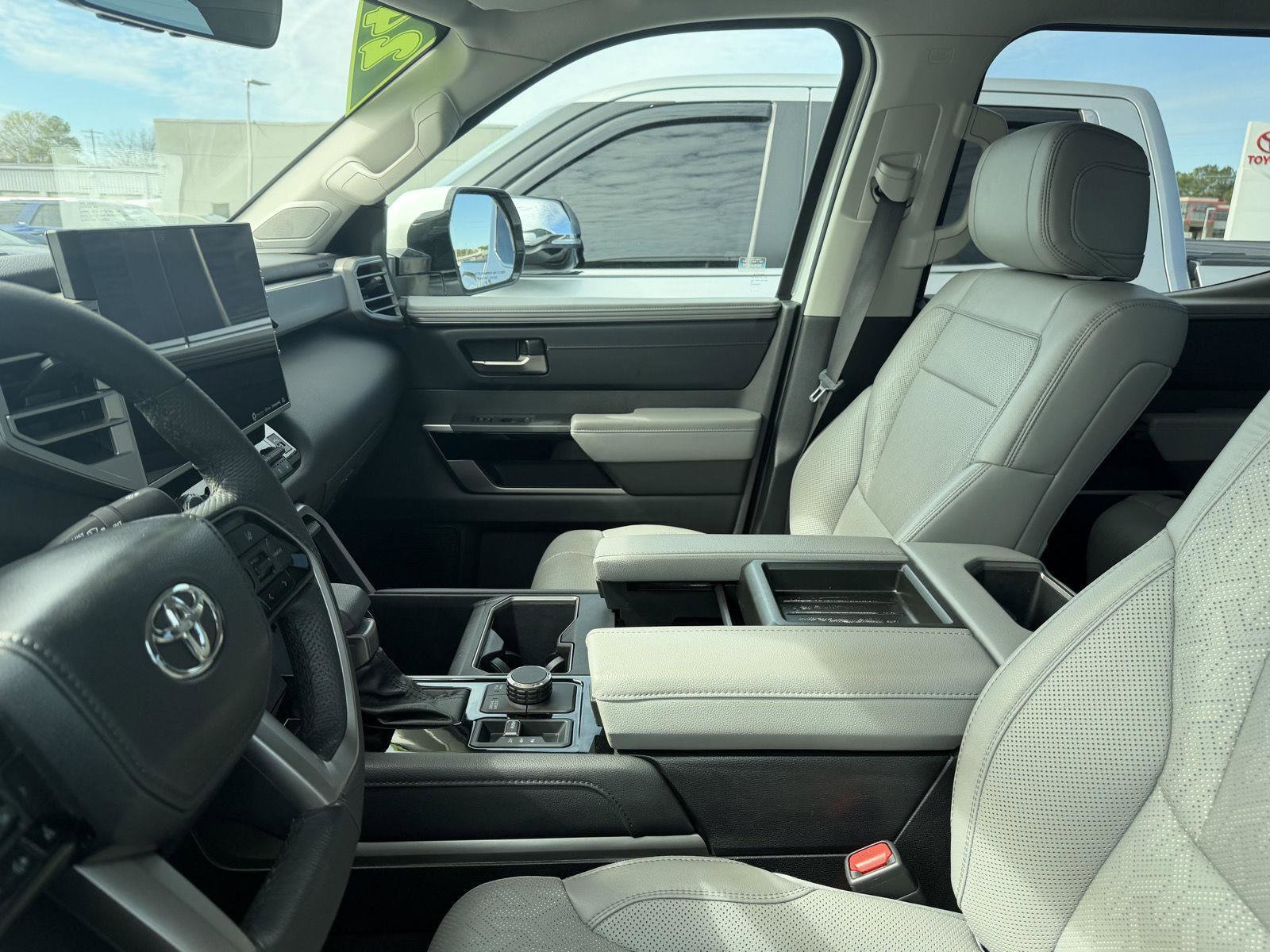 Used 2024 Toyota Tundra Limited image 7