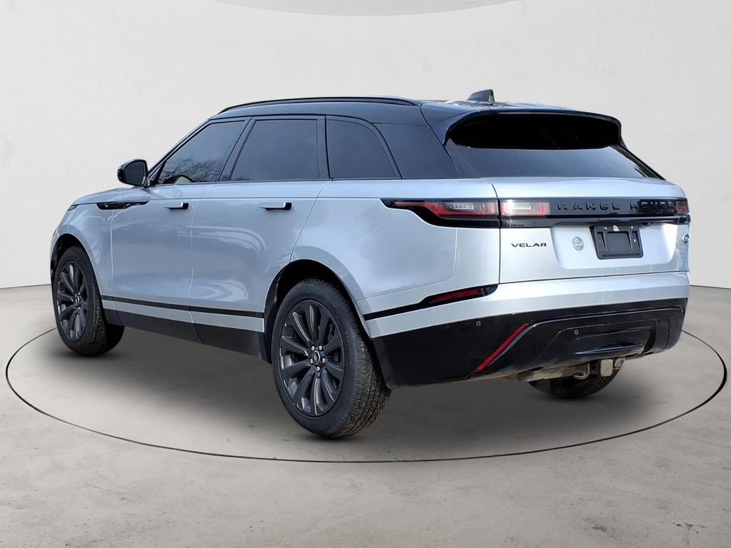Certified 2022 Land Rover Range Rover Velar R-Dynamic S image 7