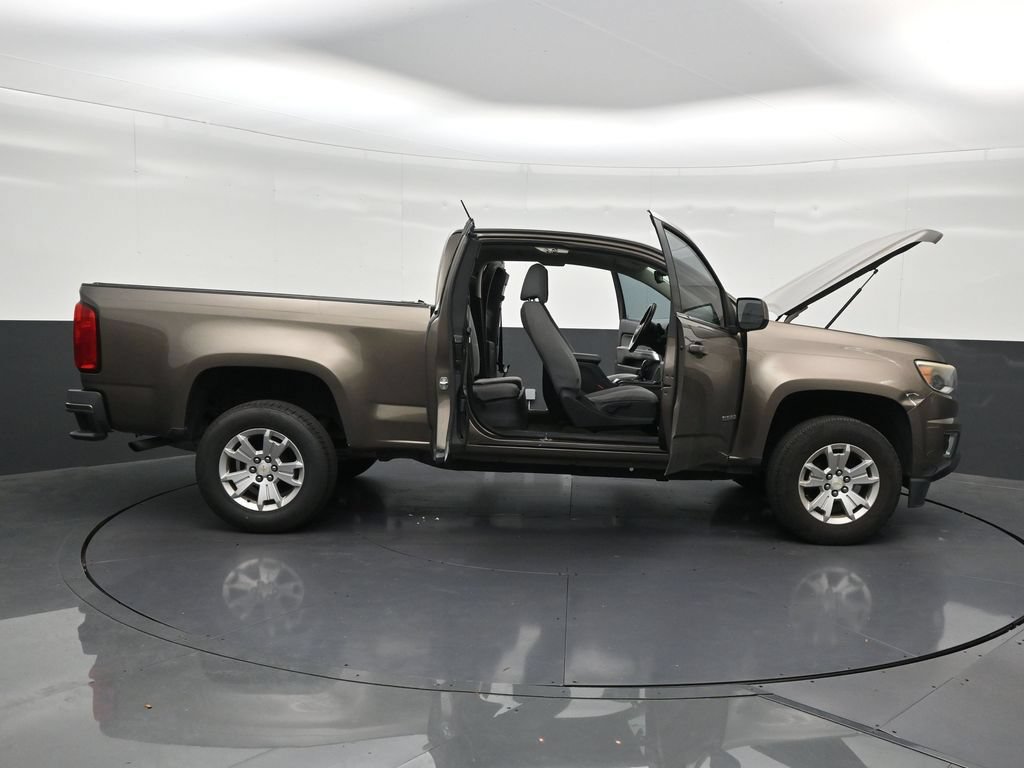 Used 2016 Chevrolet Colorado LT w/ Safety Package RWD image 32