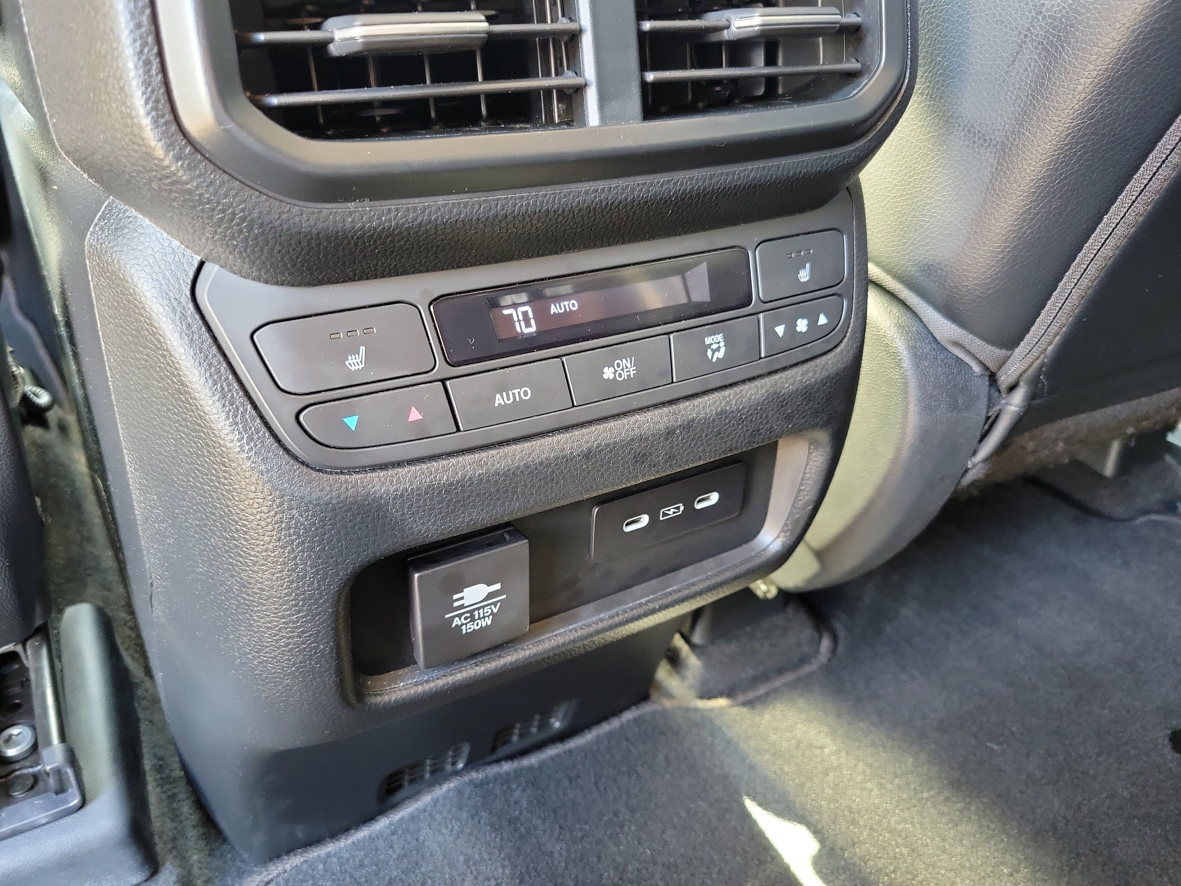 Certified 2024 Honda Pilot Elite image 17