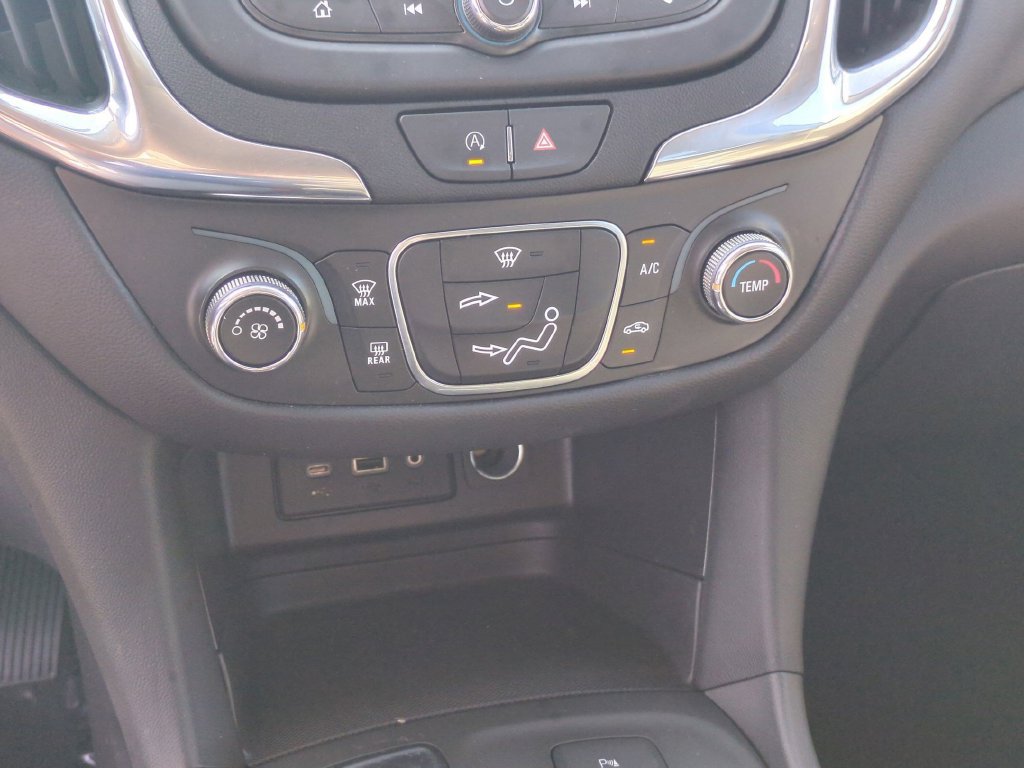 Used 2024 Chevrolet Equinox LT FWD image 25