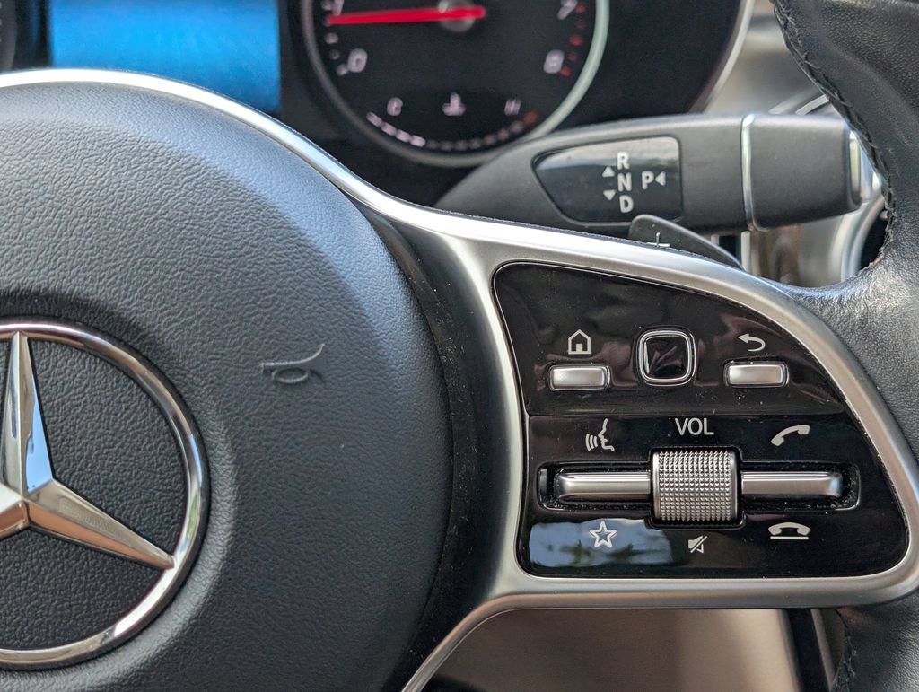 Certified 2020 Mercedes-Benz GLC 300 4MATIC image 29