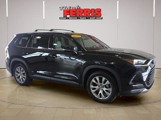 Used 2025 Toyota Grand Highlander AWD Hybrid image 3
