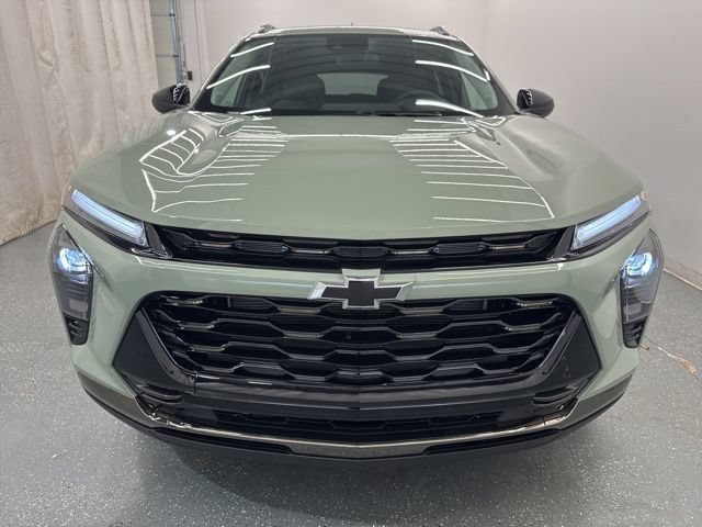 New 2026 Chevrolet Trax ACTIV w/ Sunroof Package FWD image 4