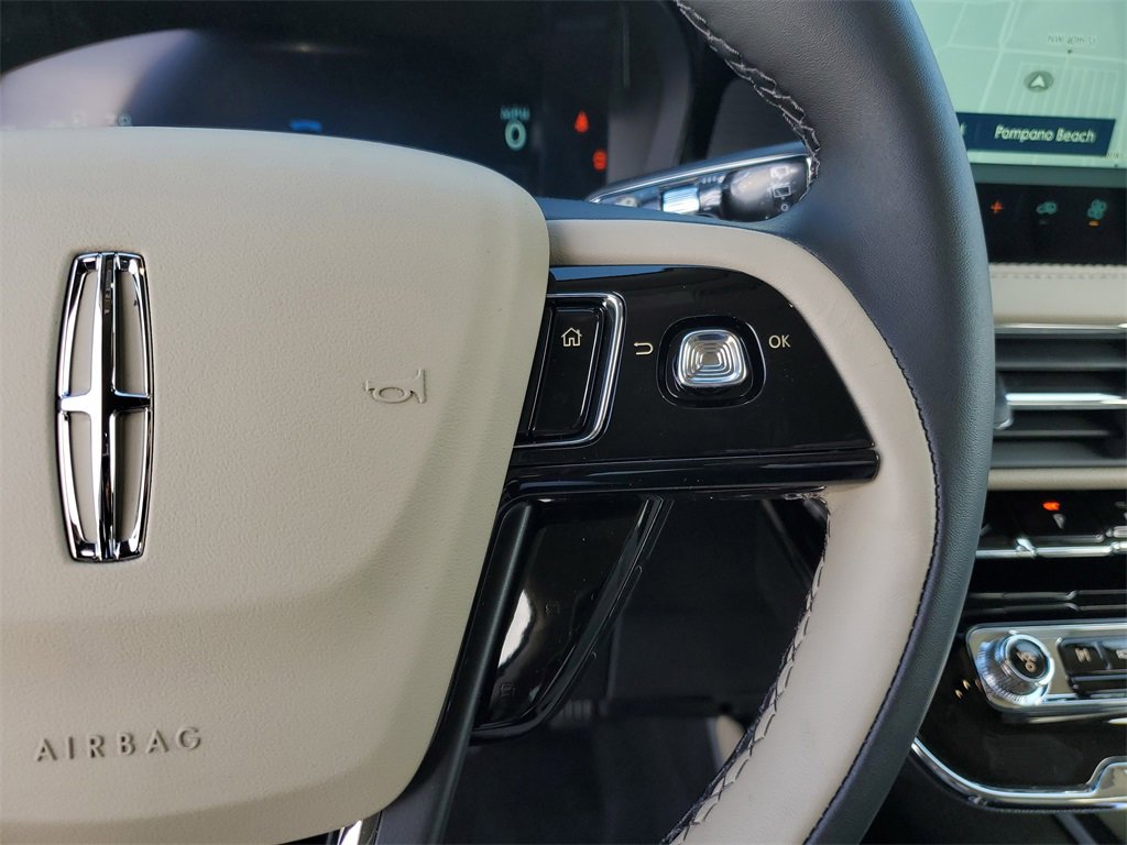 New 2026 Lincoln Corsair Premiere image 25