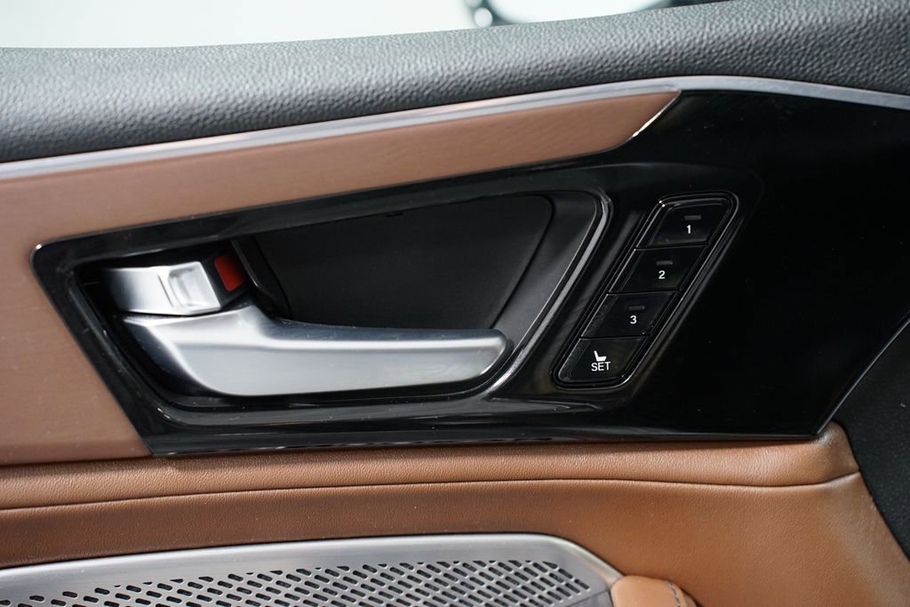 Used 2022 Acura MDX SH-AWD w/ Technology Package image 33