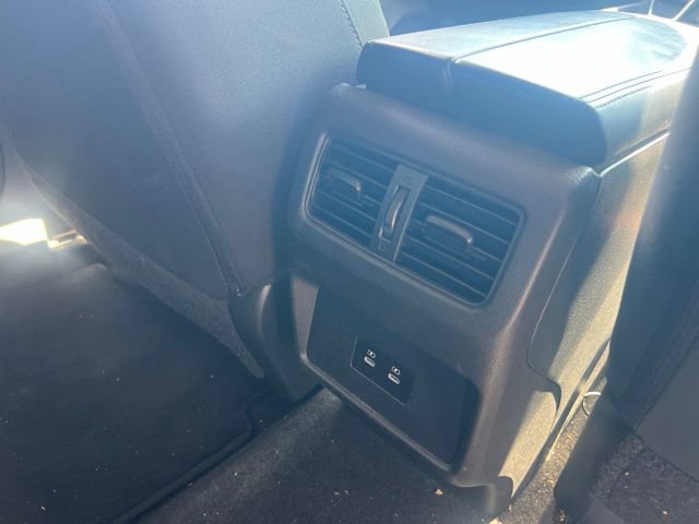 Used 2024 Nissan Rogue SV FWD image 10