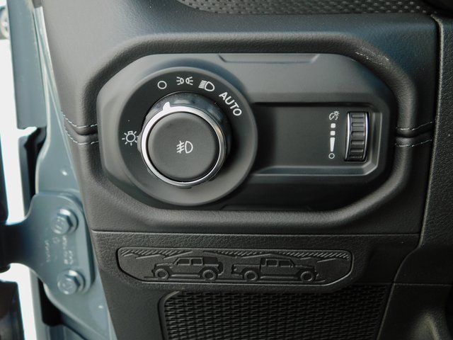 New 2025 Jeep Wrangler Unlimited Rubicon image 37