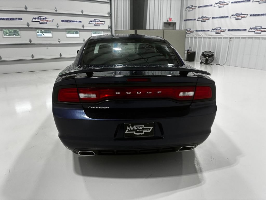 Used 2014 Dodge Charger SE w/ Sport Appearance Group RWD image 5