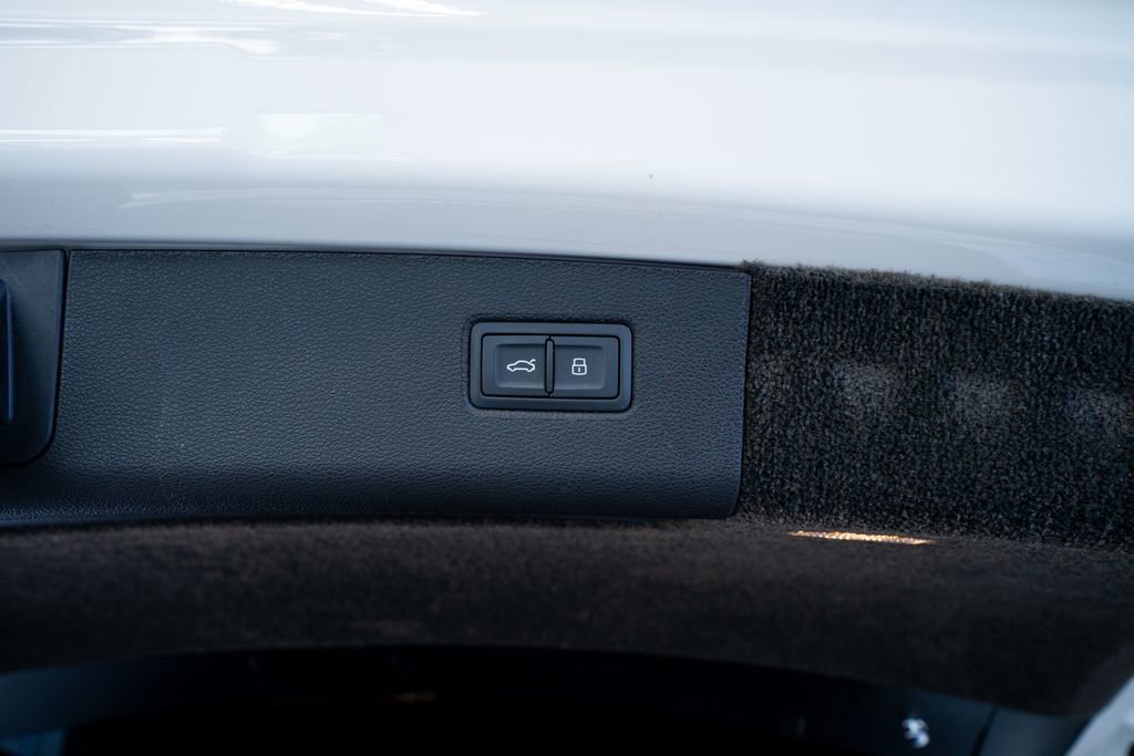 Used 2021 Bentley Bentayga Speed AWD/4WD image 62