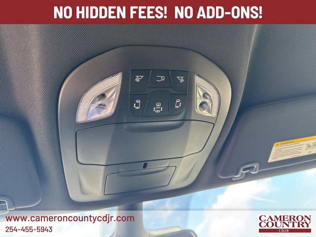 New 2026 Chrysler Pacifica Select w/ S Appearance Package FWD image 16