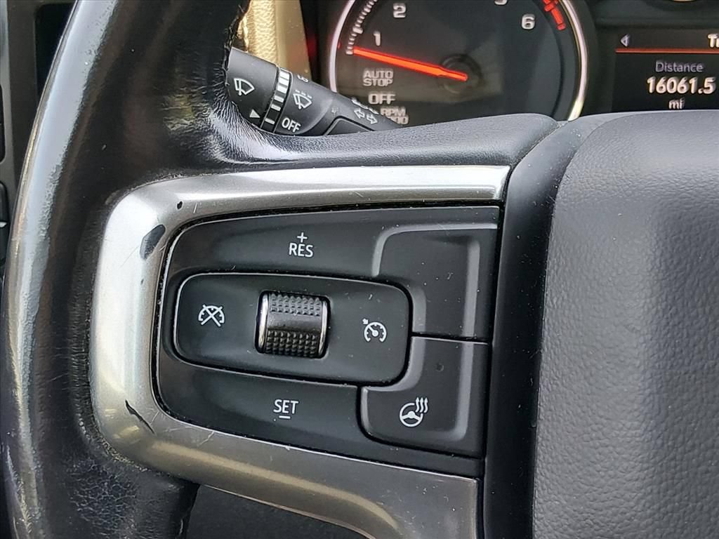 Used 2021 Chevrolet Silverado 1500 LT AWD/4WD image 24
