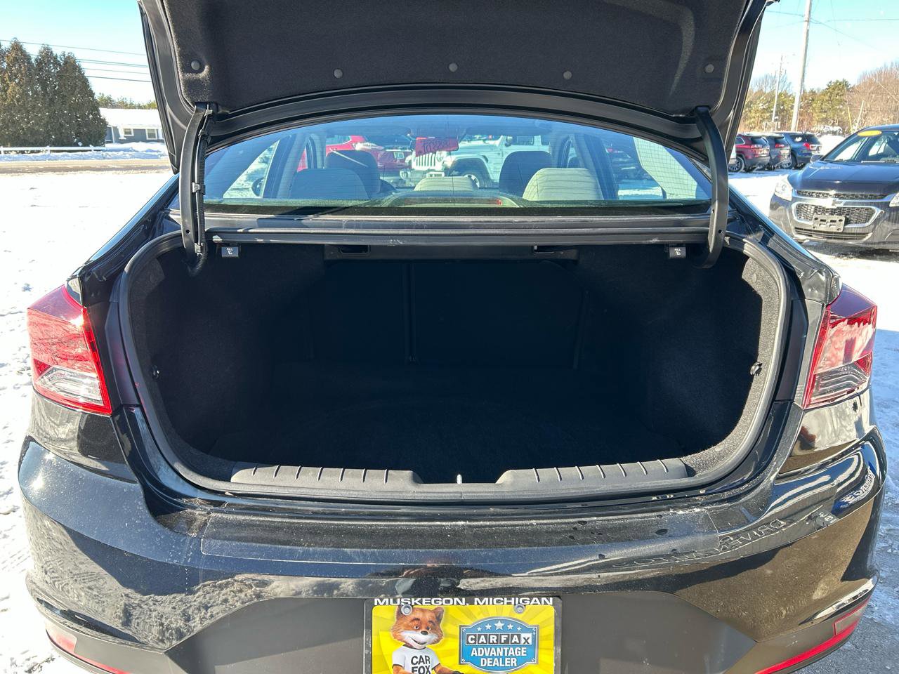 Used 2020 Hyundai Elantra SE image 20