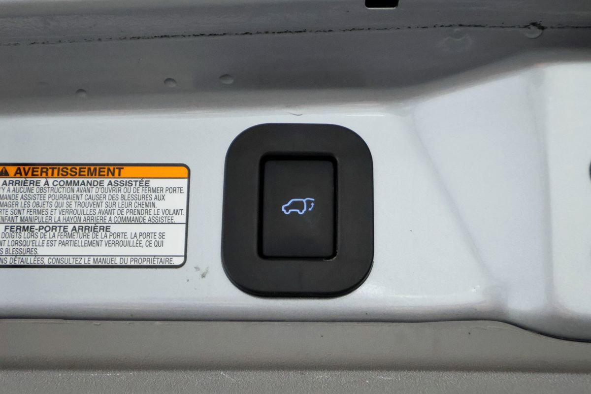Used 2017 Toyota Sienna AWD image 16