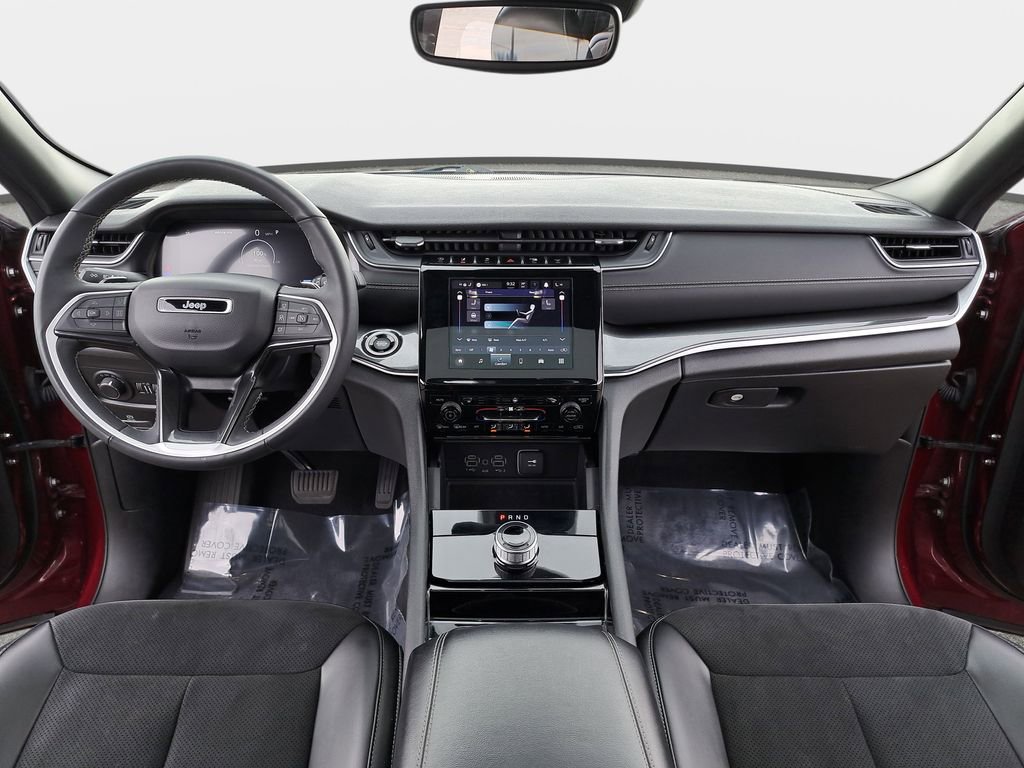 Certified 2023 Jeep Grand Cherokee L Laredo AWD/4WD image 2