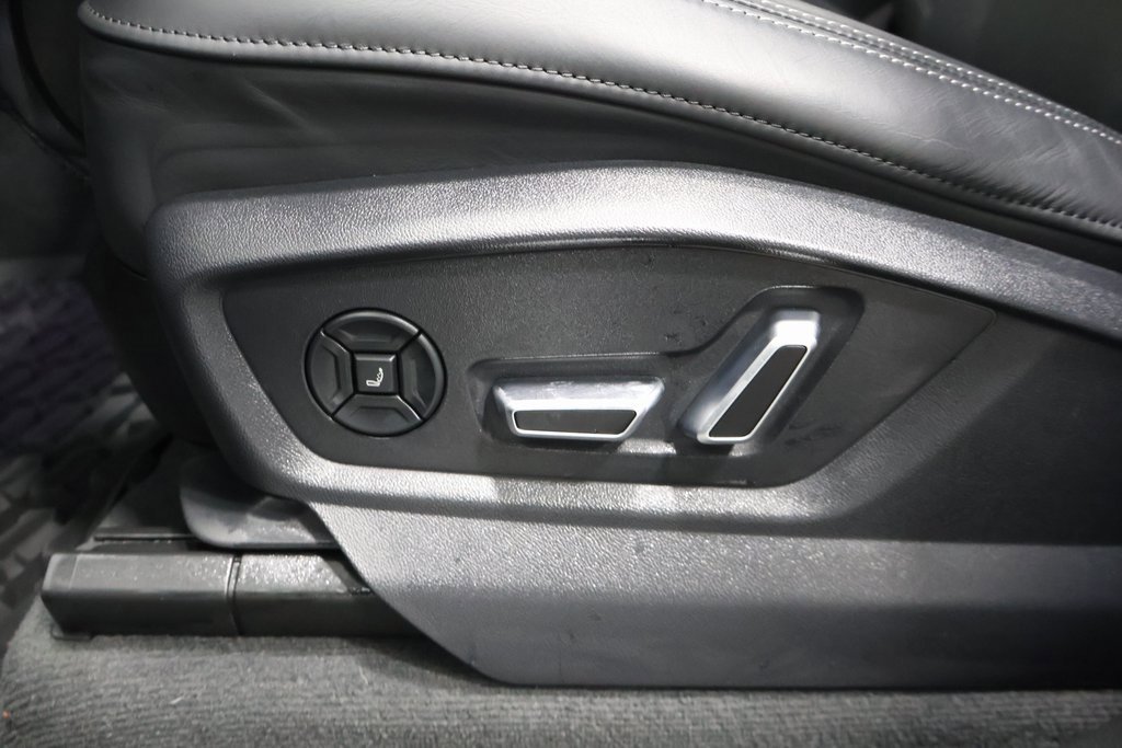 Certified 2025 Audi Q8 Prestige image 14