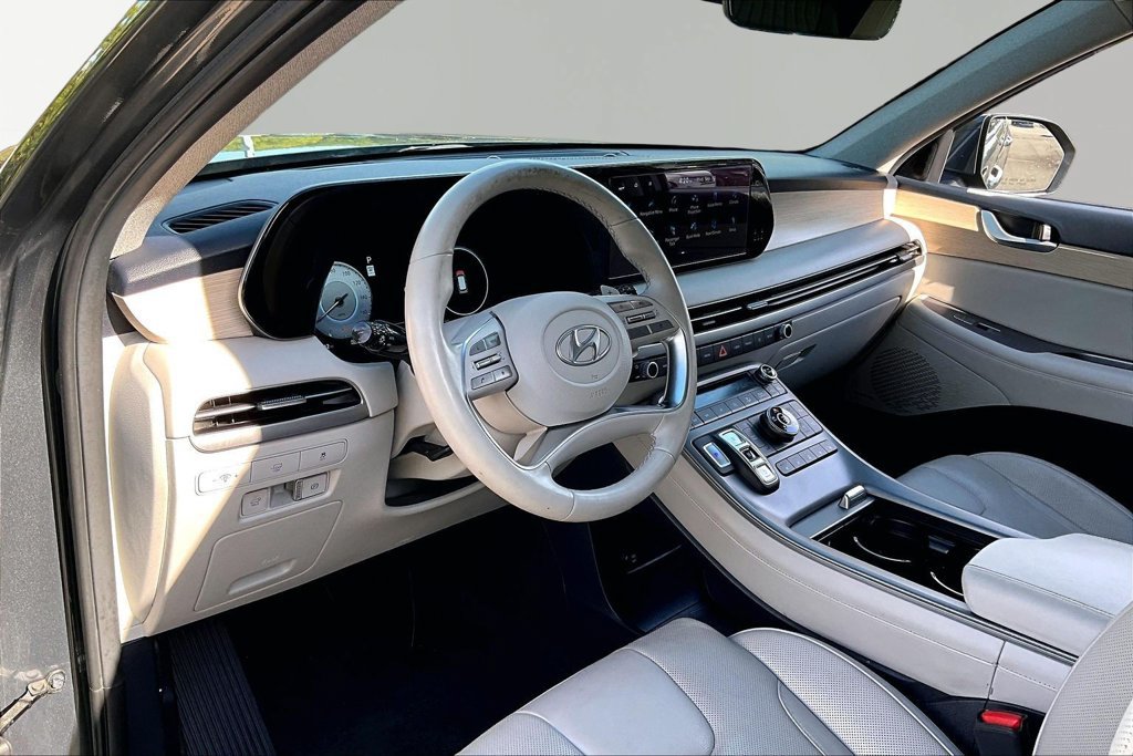 Used 2024 Hyundai Palisade Limited AWD/4WD image 15
