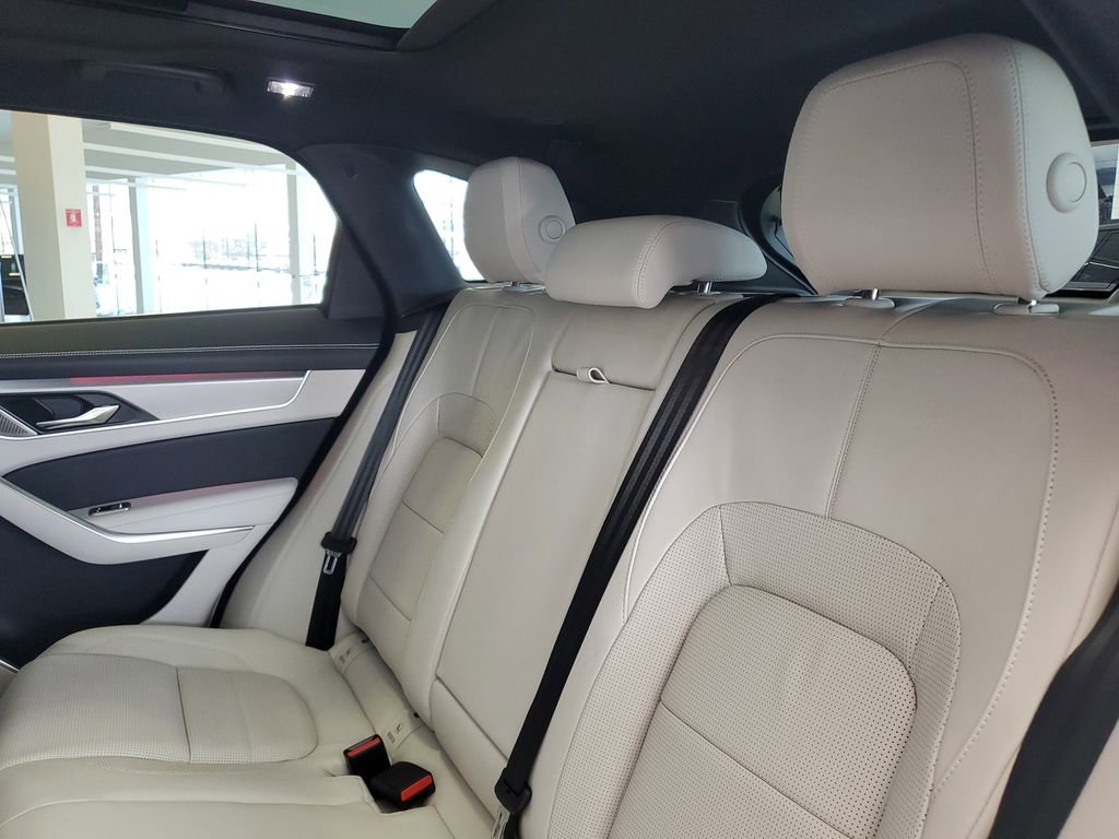 New 2026 Jaguar F-PACE R-Dynamic S image 28