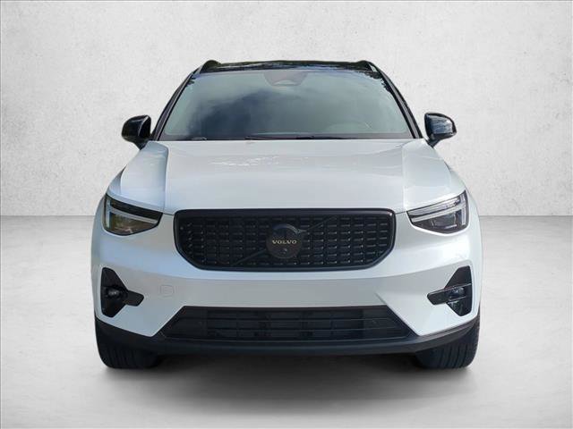 Used 2026 Volvo XC40 B5 Ultra w/ Protection Package Premier image 2