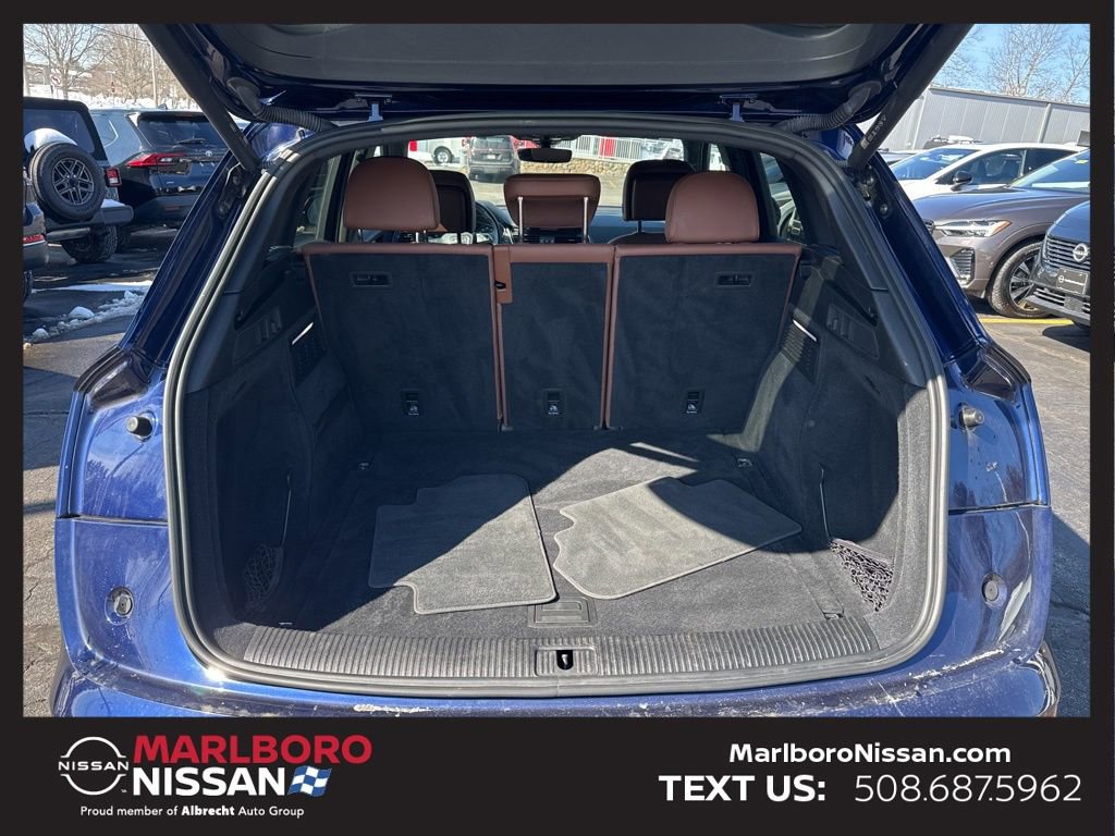 Used 2023 Audi Q5 2.0T Premium w/ Convenience Package image 13