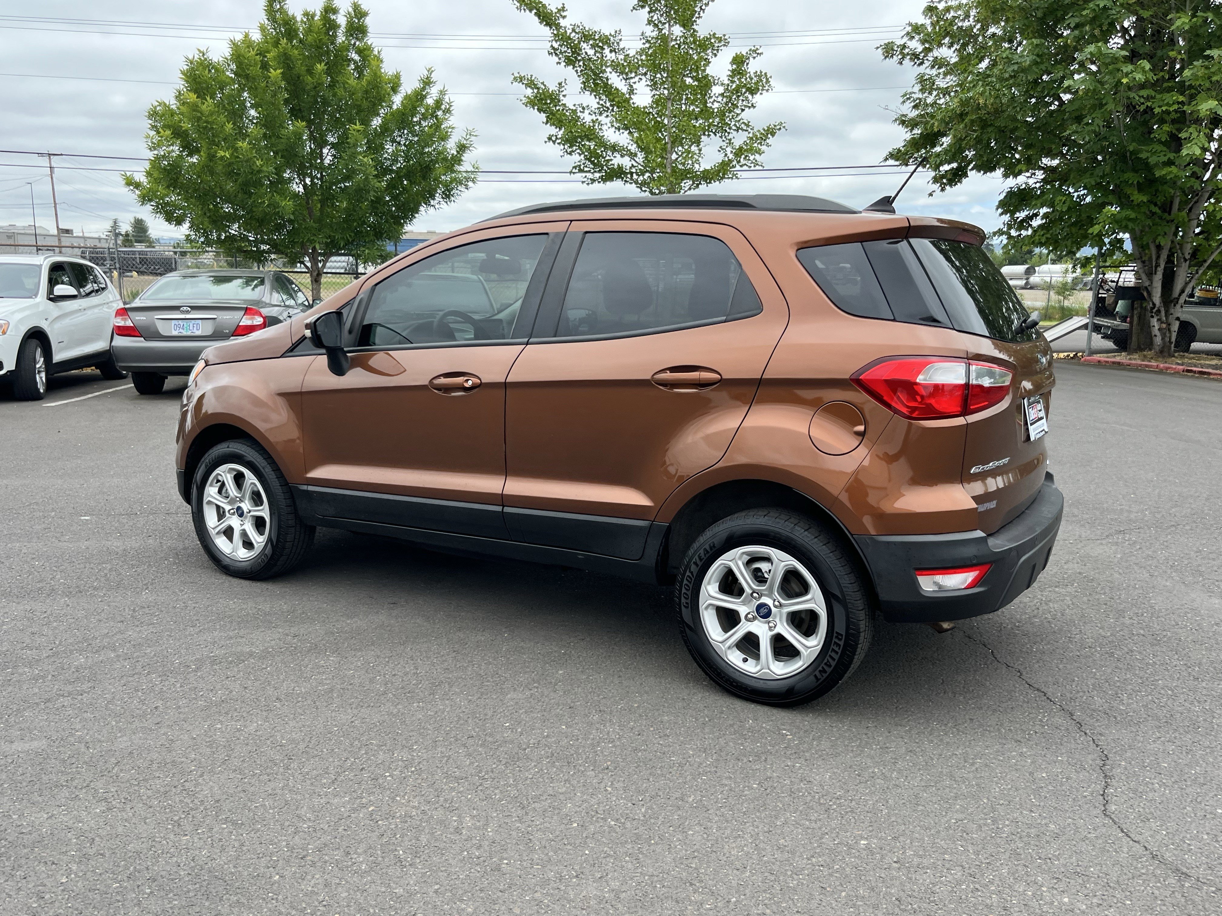 Used 2020 Ford EcoSport SE AWD/4WD image 3