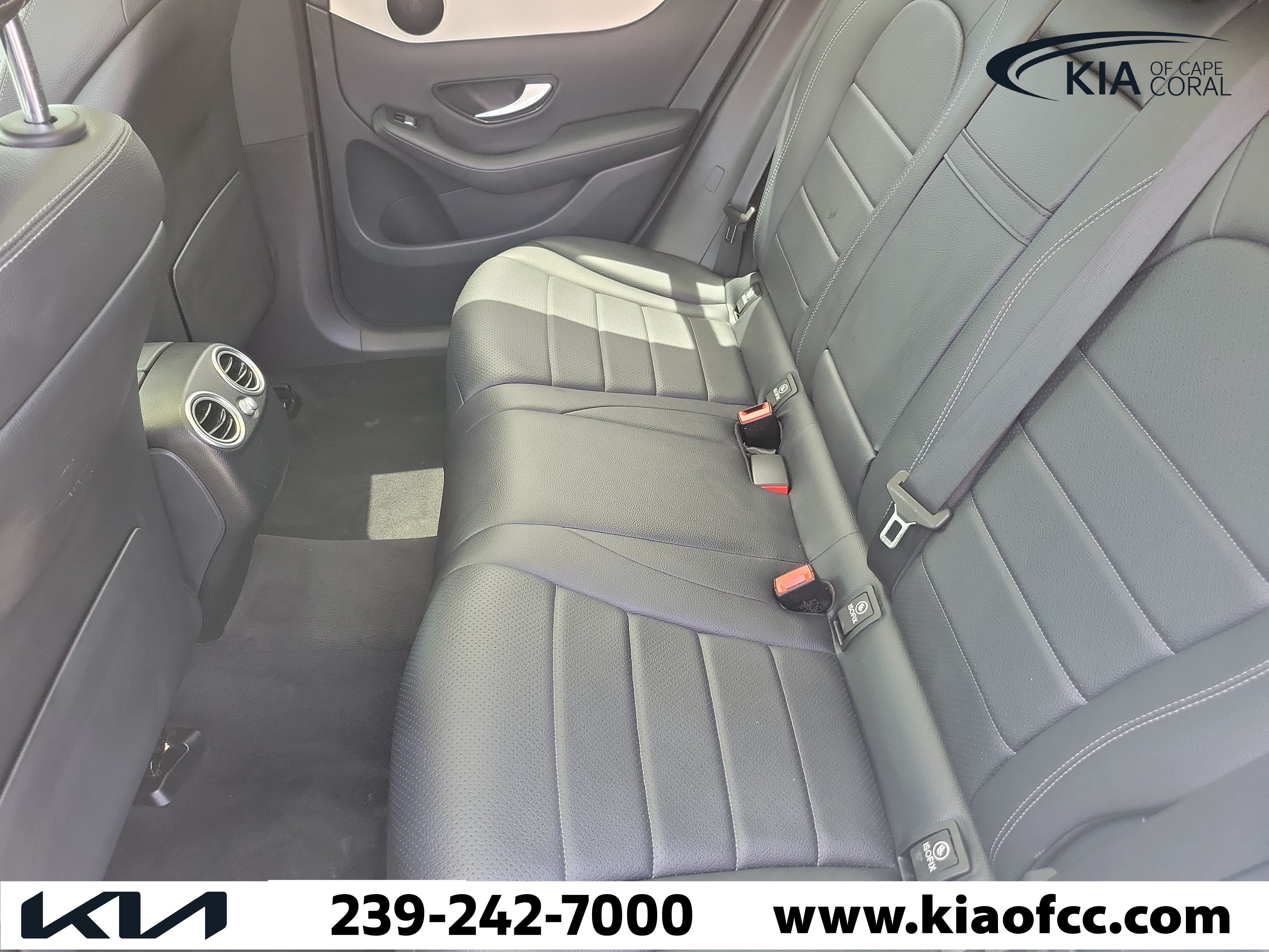 Used 2020 Mercedes-Benz GLC 300 image 13