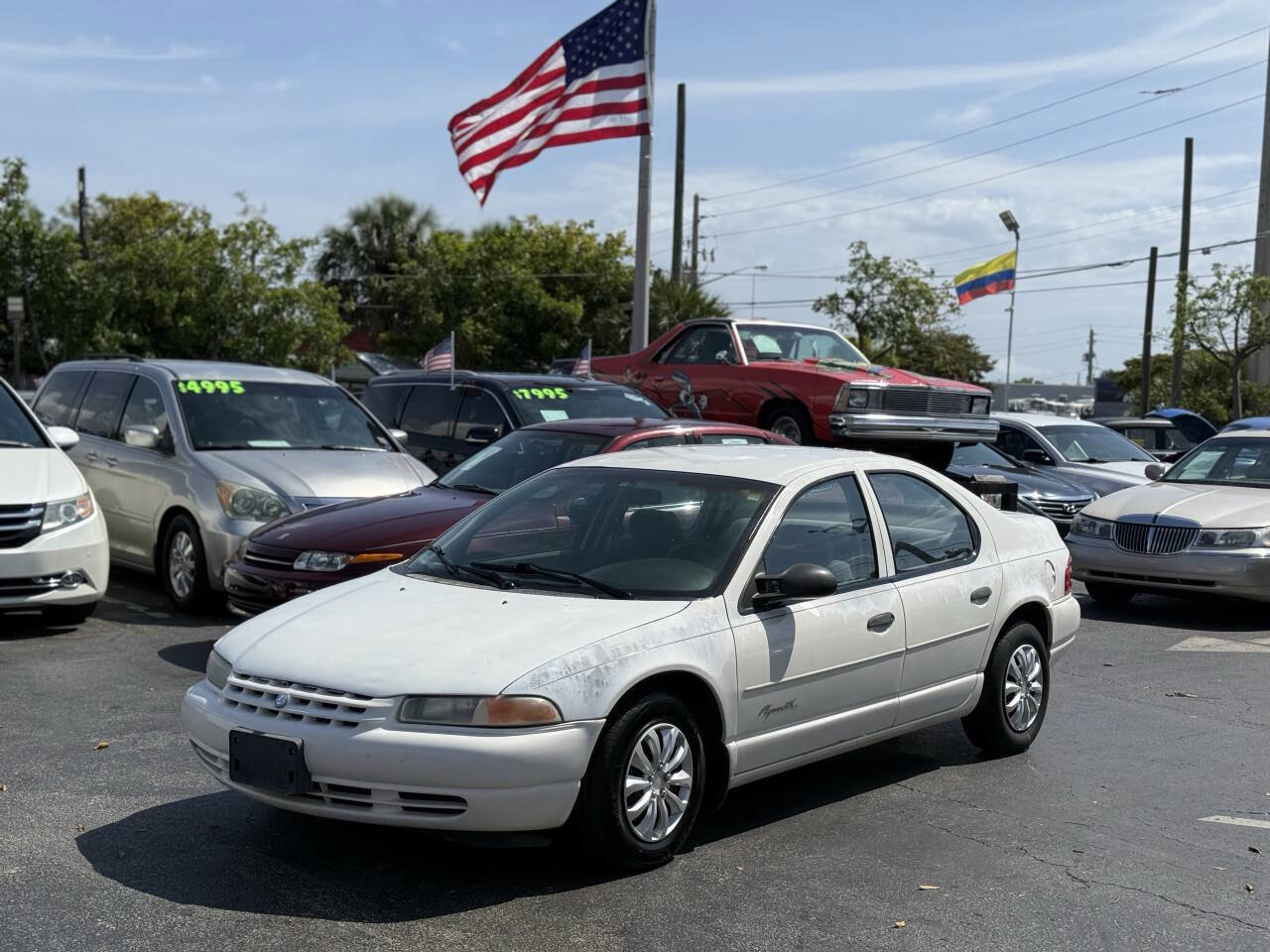 Used 1999 Plymouth Breeze FWD image 1