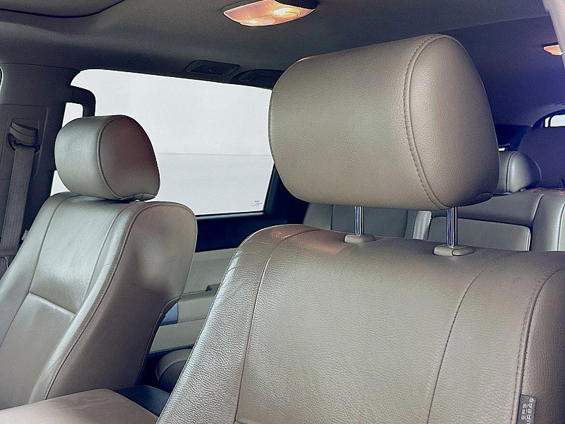 Used 2013 Toyota Sequoia SR5 w/ Premium Pkg image 22