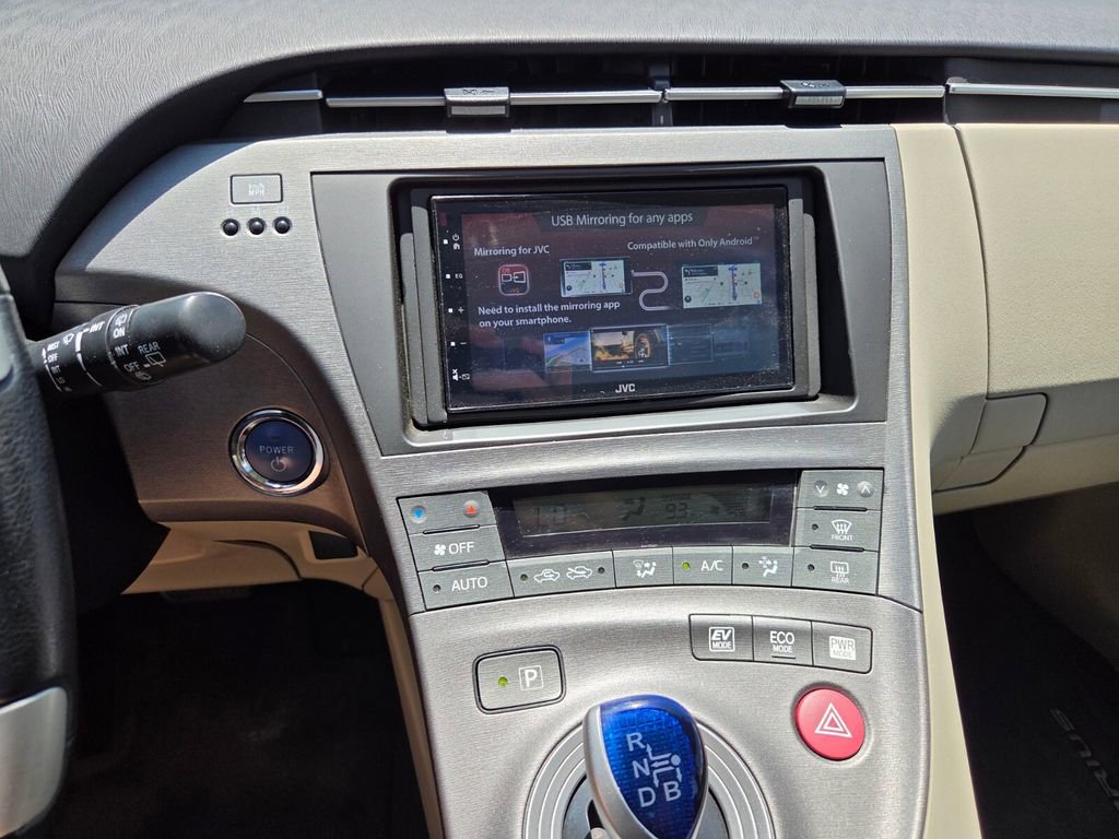 Used 2014 Toyota Prius Five FWD image 23