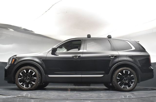 Used 2025 Kia Telluride SX w/ SX Captain's Chair Package image 36